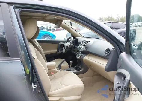 2011 Toyota Rav4 z USA, uszkodzony, nr VIN 2T3BF4DV6BW112708